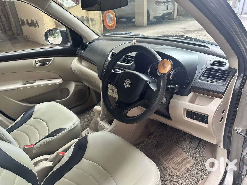 Maruti Suzuki Swift Dzire Vxi Optional, 2015, Petrol
