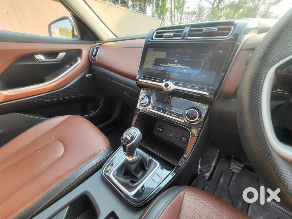 Hyundai Alcazar Platinum, 2021, Petrol