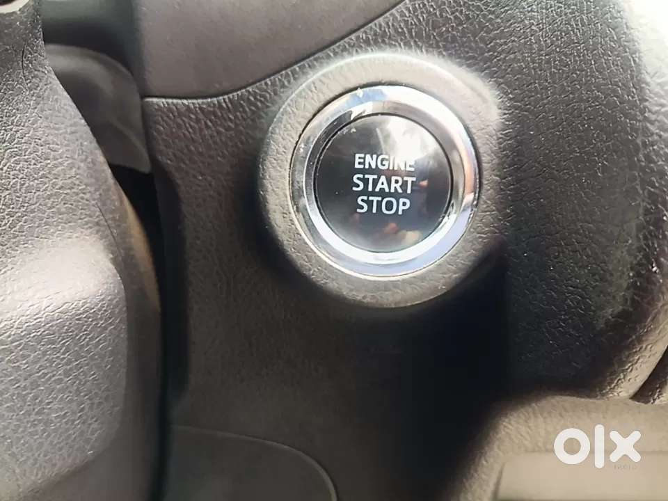 Toyota Innova Crysta [2020-ongoing] 2.4 Vx 7 Str, 2017, Diesel