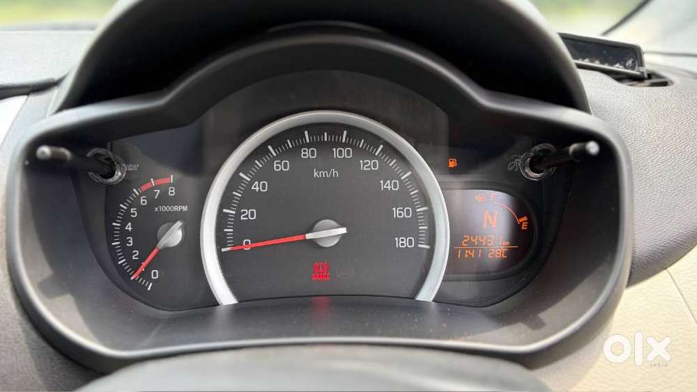 Maruti Suzuki Celerio Vxi Amt, 2017, Petrol