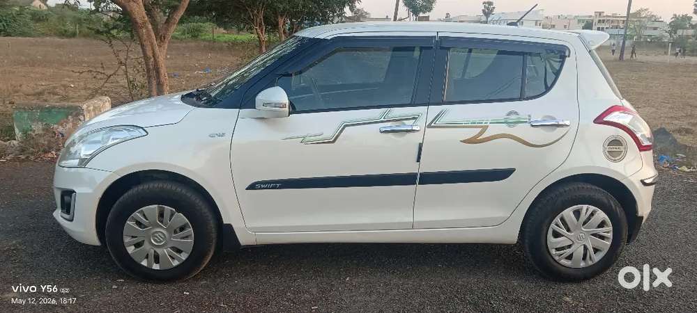 Maruti Suzuki Swift 2017 Diesel 128000 Km Driven Well Maintained.