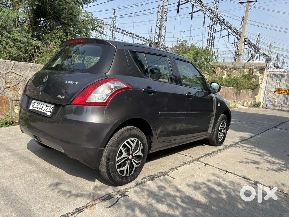 Maruti Suzuki Swift 1.3 Dlx, 2016, Petrol