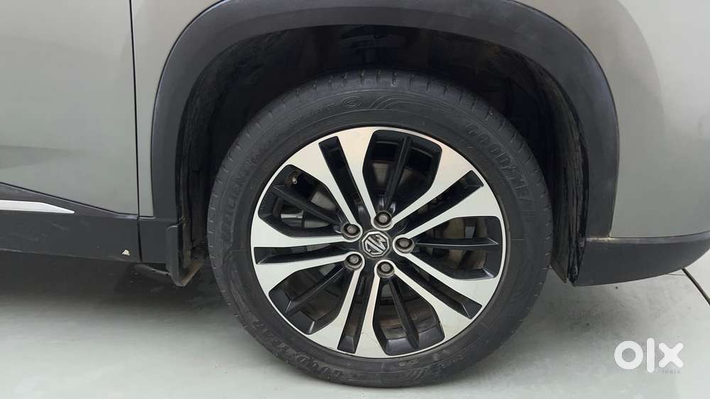 Mg Hector Plus 1.5 Sharp Turbo Cvt 6 Str, 2022, Petrol