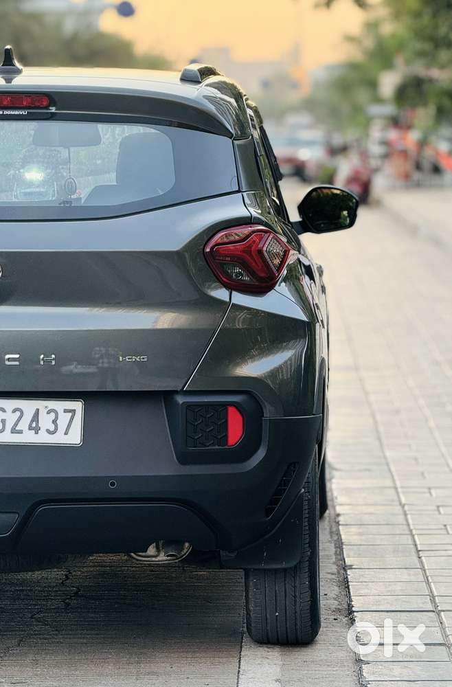 Tata Punch Accomplished Dazzle Mt Sunroof, 2023, Cng & Hybrids