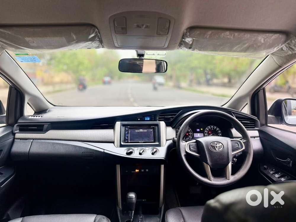 Toyota Innova Crysta G 8 Str, 2017, Petrol