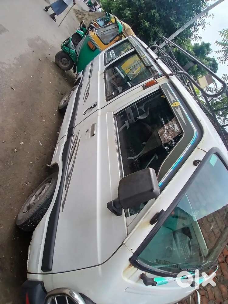 2013 Model, 7 Seater, Private Parmit, Rc Books,insurance Running