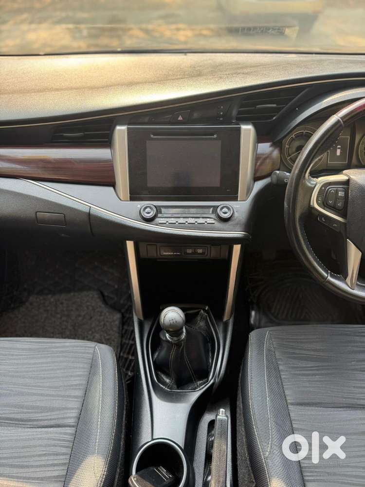 Toyota Innova Crysta