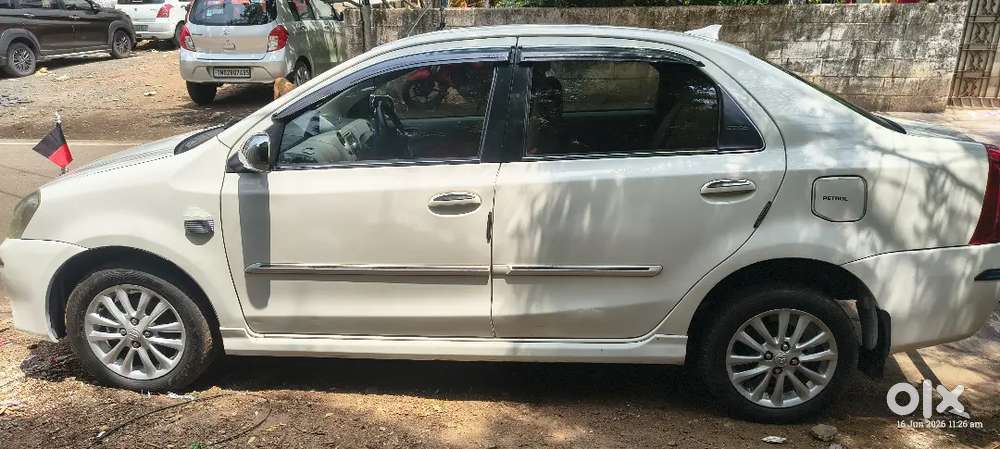 Toyota Etios 2011 Petrol 138000 Km Driven