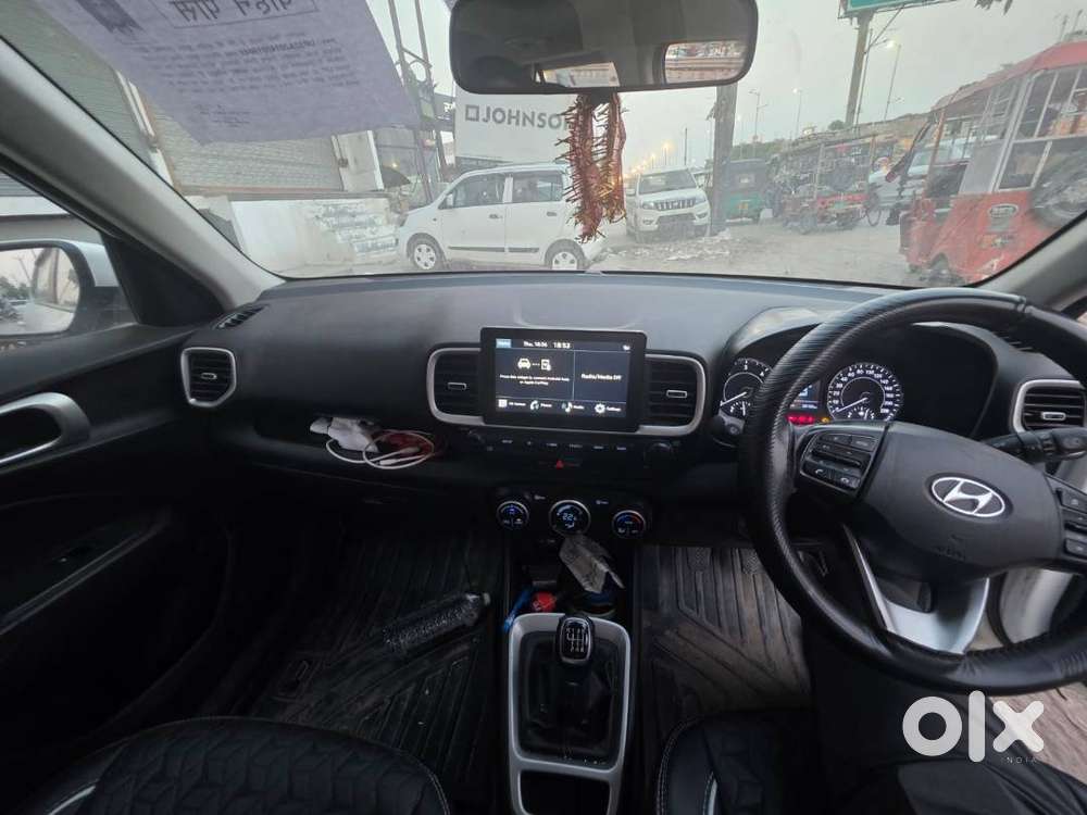 Hyundai Venue_diesel_2021_85000kms