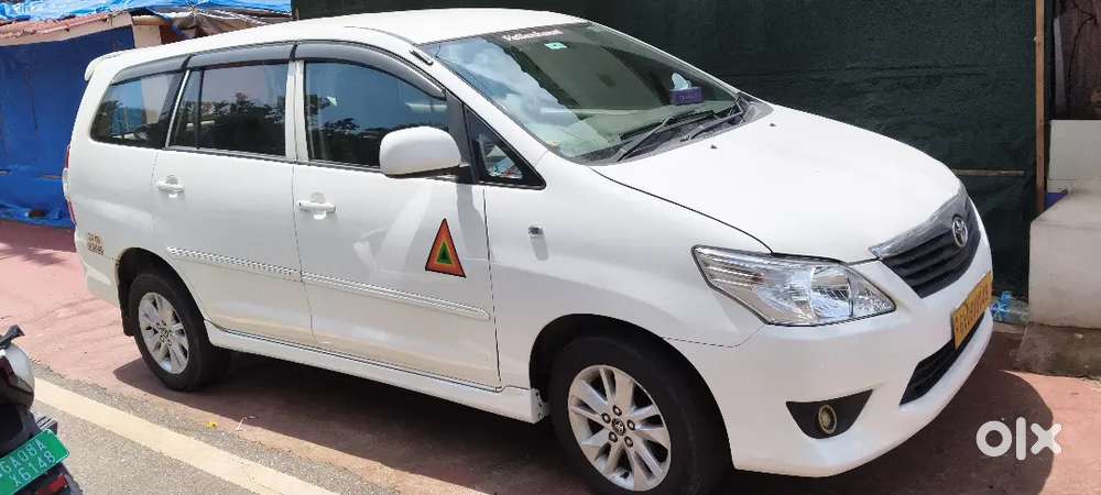 Toyota Innova 2.5 G2 8 Manual 2013 Diesel