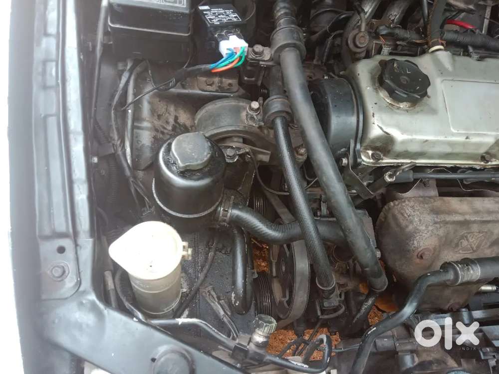 Mitsubishi Lancer 1.5  2003