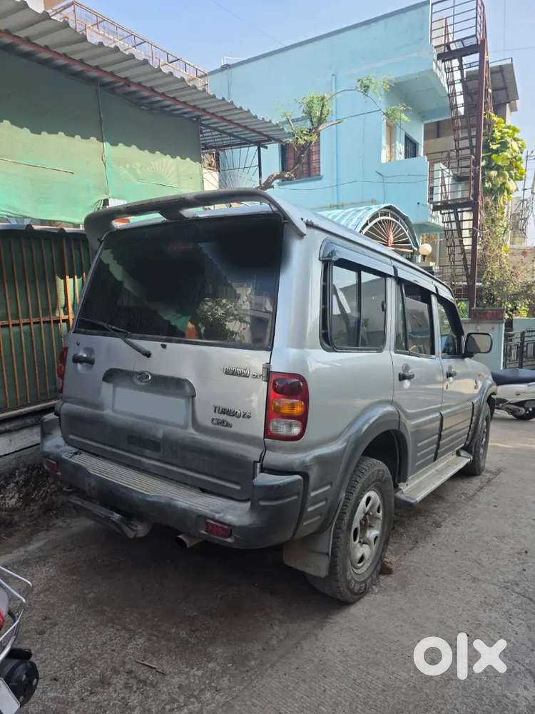 Mahindra Scorpio Classic 2005