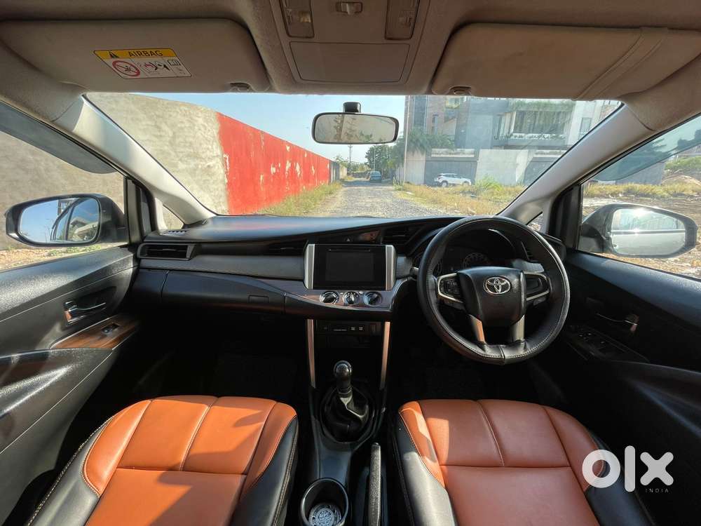 Toyota Innova Crysta 2.4 G Mt 7 Str, 2019, Diesel