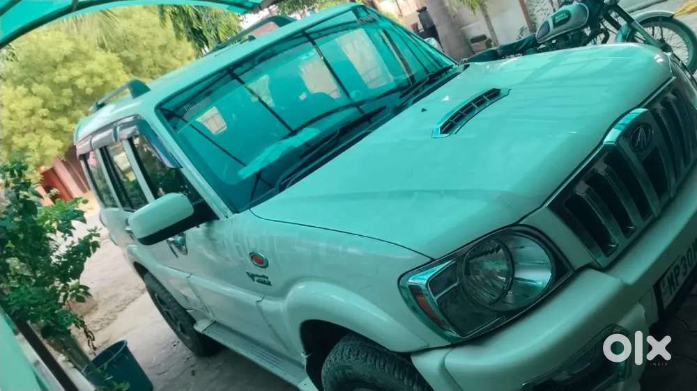 Mahindra Scorpio Vlx 2013