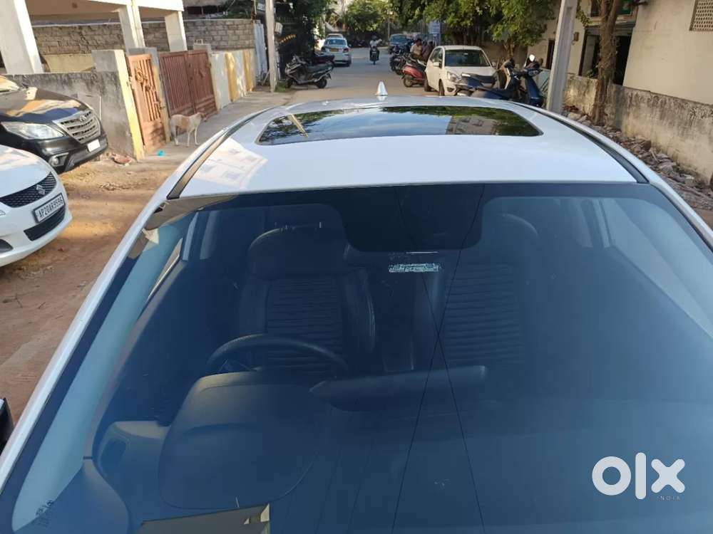 Hyundai I20 Asta (o) 1.2 Mt, 2023, Petrol