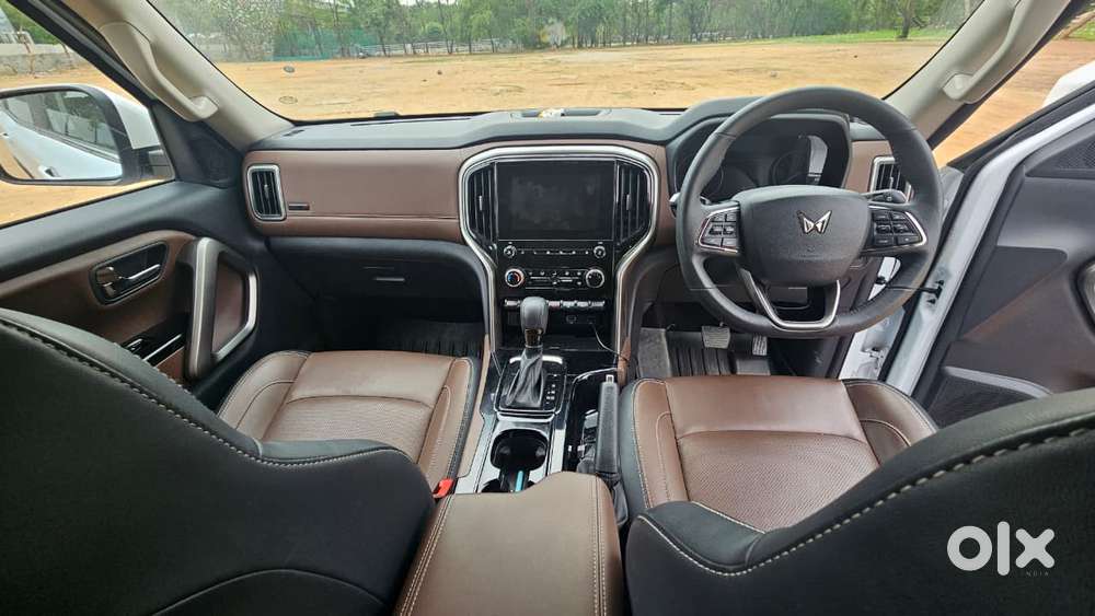 Mahindra Scorpio-n 2.0 Z8 L Petrol At 7 Str, 2025
