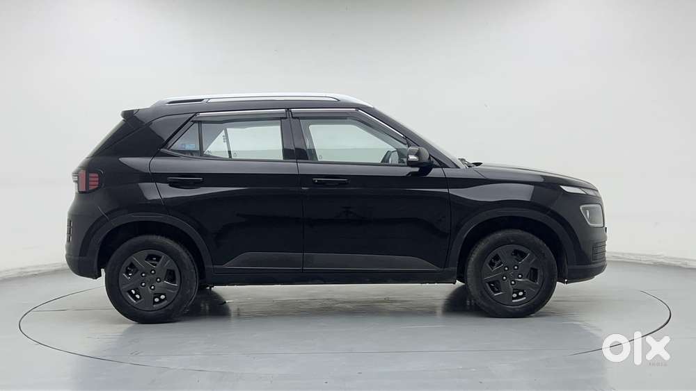 Hyundai Venue Sx, 2024, Petrol