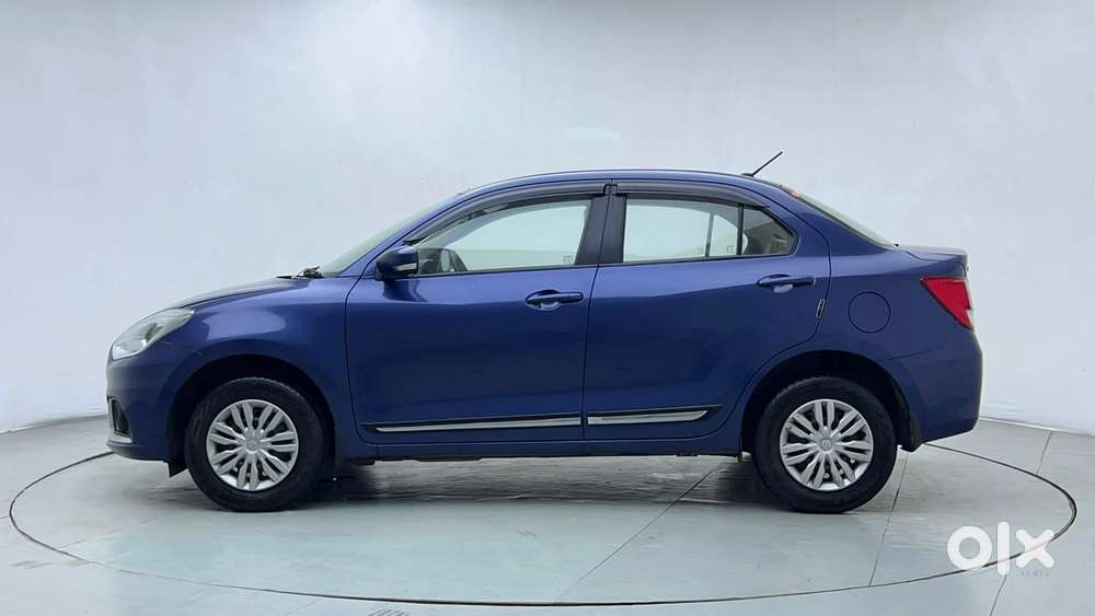 Maruti Suzuki Dzire Vxi Ags, 2023, Petrol
