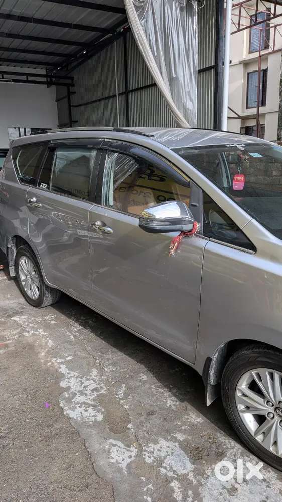 Toyota Innova Crysta 2018