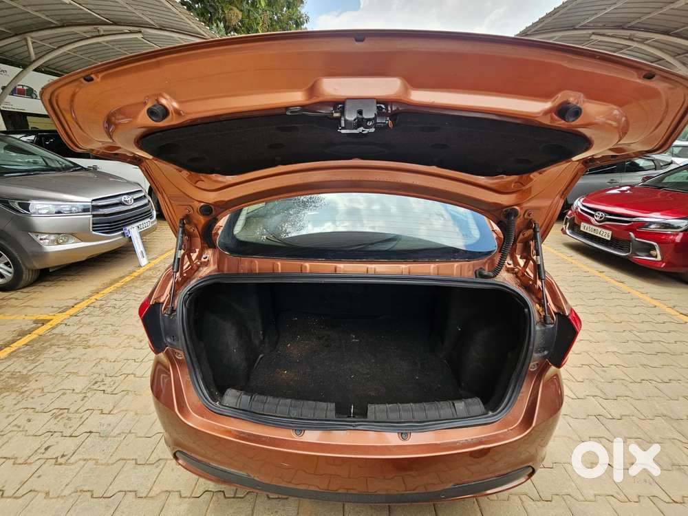Tata Tigor 1.05 Revotorq Xz, 2017, Petrol