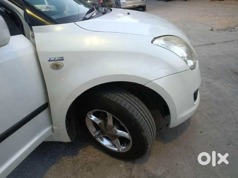 Maruti Suzuki Swift Dzire