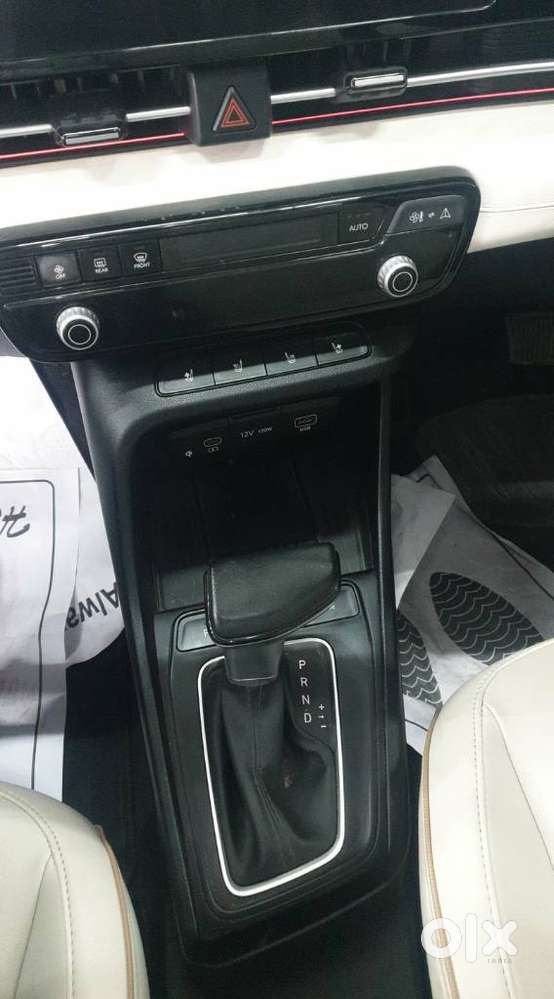 Hyundai Verna 1.5 Sx (o) Ivt, 2023, Petrol