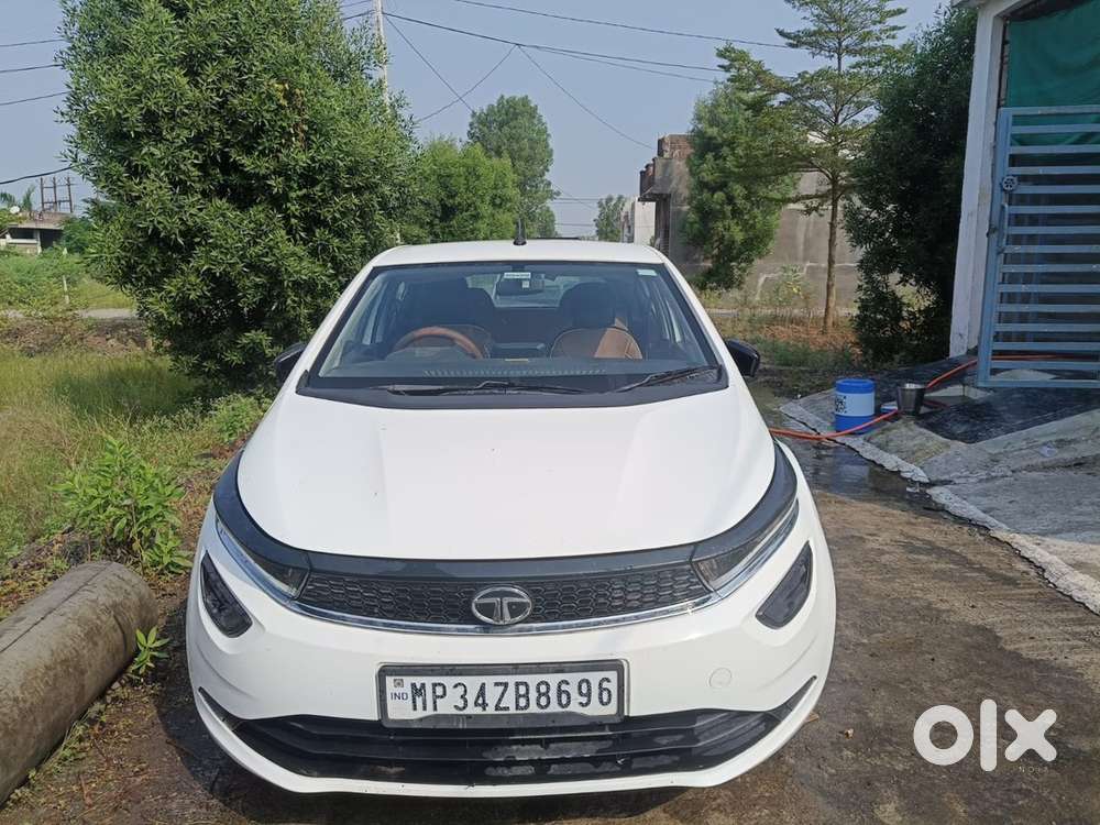Tata Altroz Petrol 2023