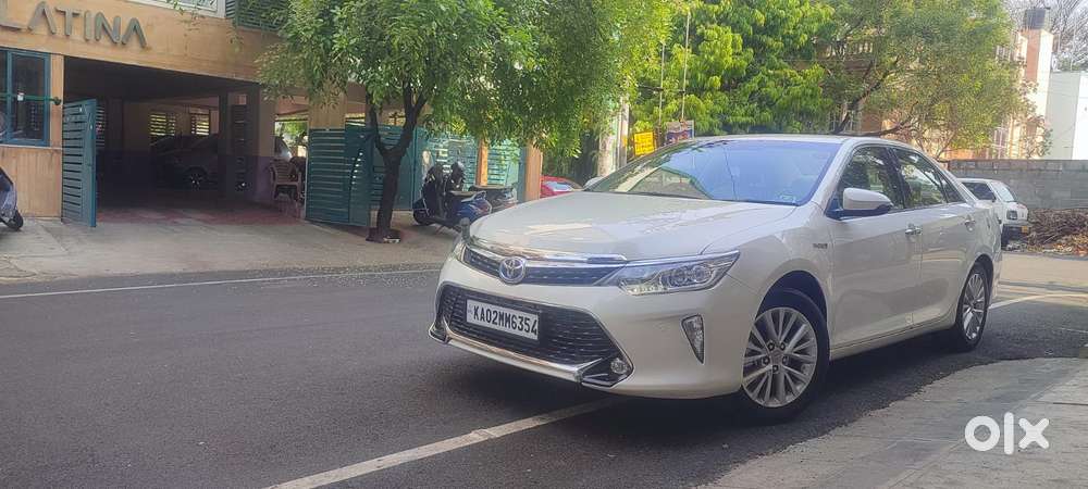 Toyota Camry Hybrid, 2017, Petrol