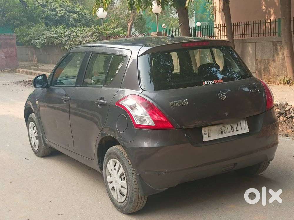 Maruti Suzuki Swift Lxi, 2016, Petrol