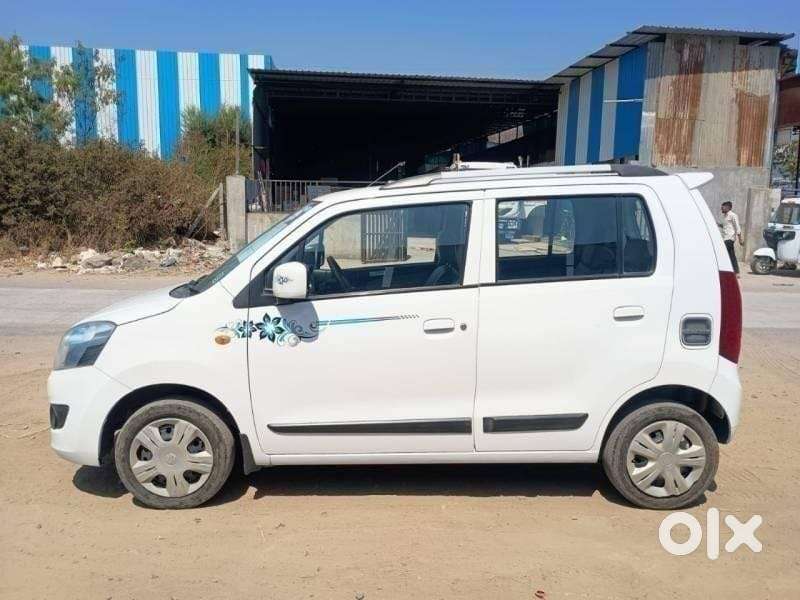 Maruti Suzuki Wagon R 1.0 Vxi Amt, 2017, Petrol