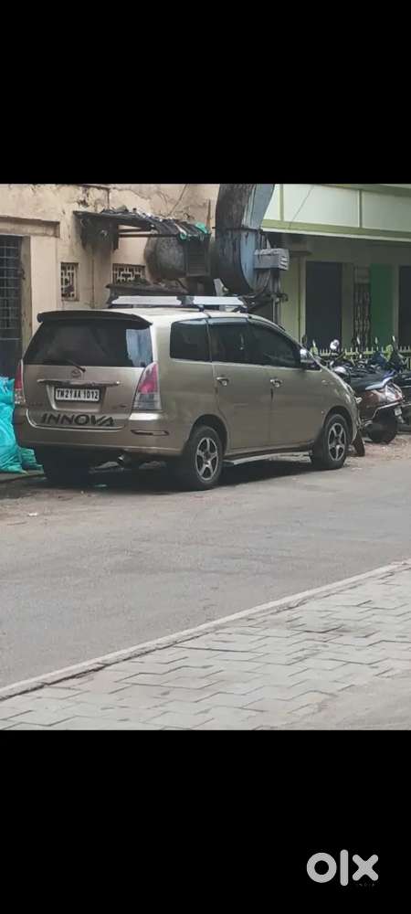 Toyota Innova 2007 V