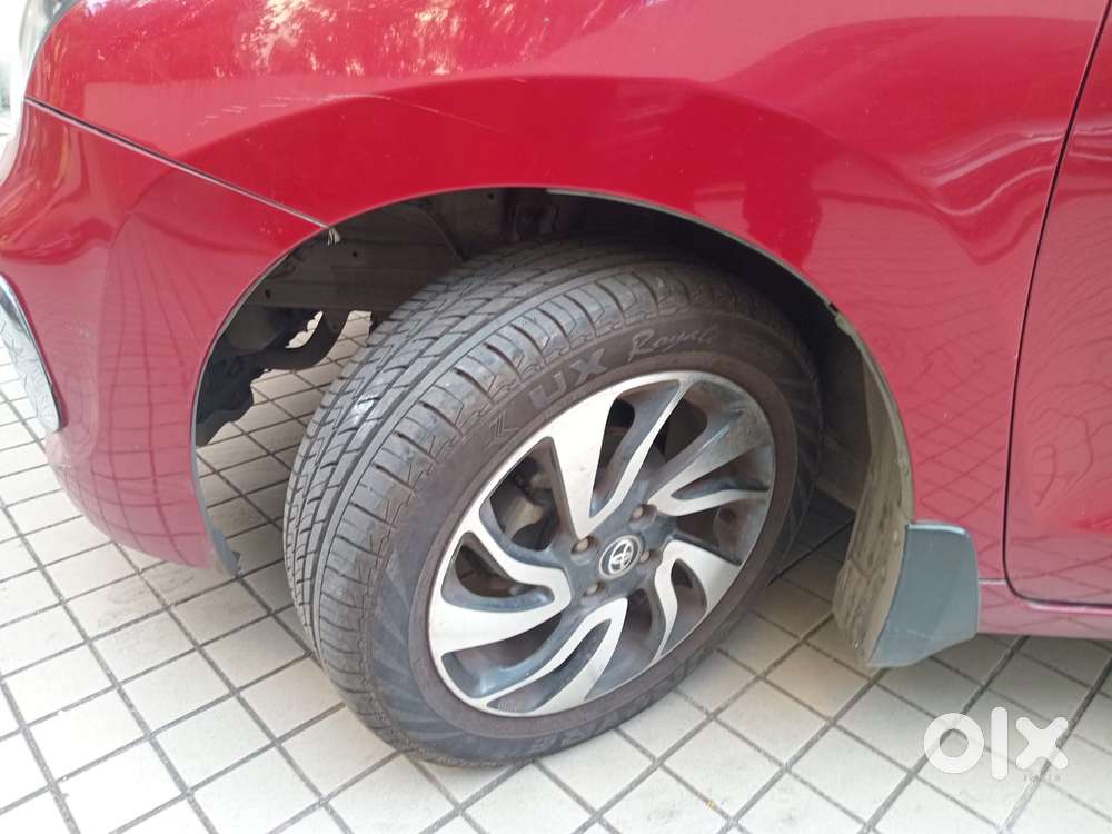 Toyota Glanza V Cvt, 2019, Petrol