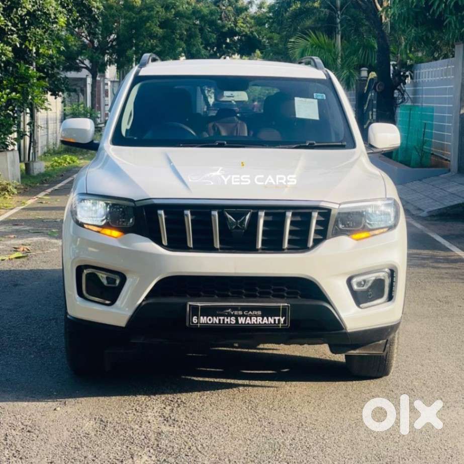 Mahindra Scorpio N Z4 Petrol At 7 Str, 2023, Petrol
