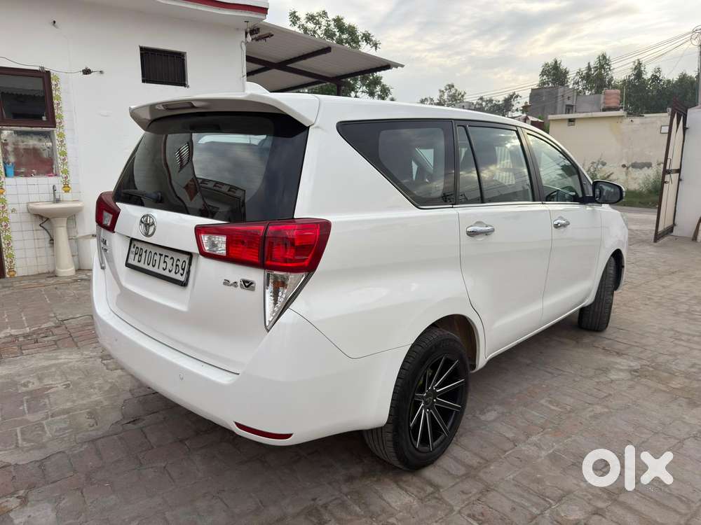 Toyota Innova Crysta 2.4 V, 2018, Diesel