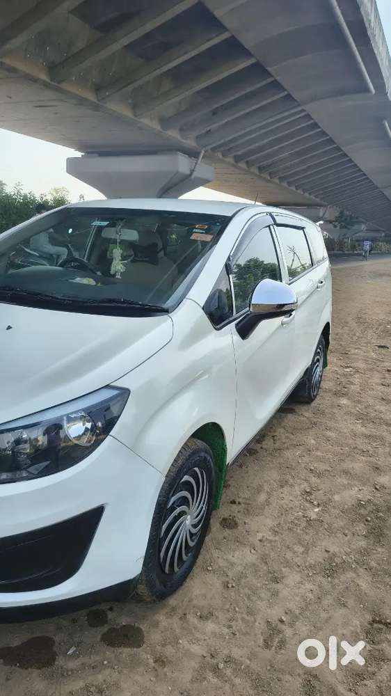 Mahindra Marazzo Diesel 2019