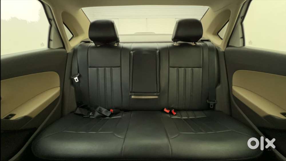 Volkswagen Vento 1.2 Tsi Highline At, 2016, Petrol