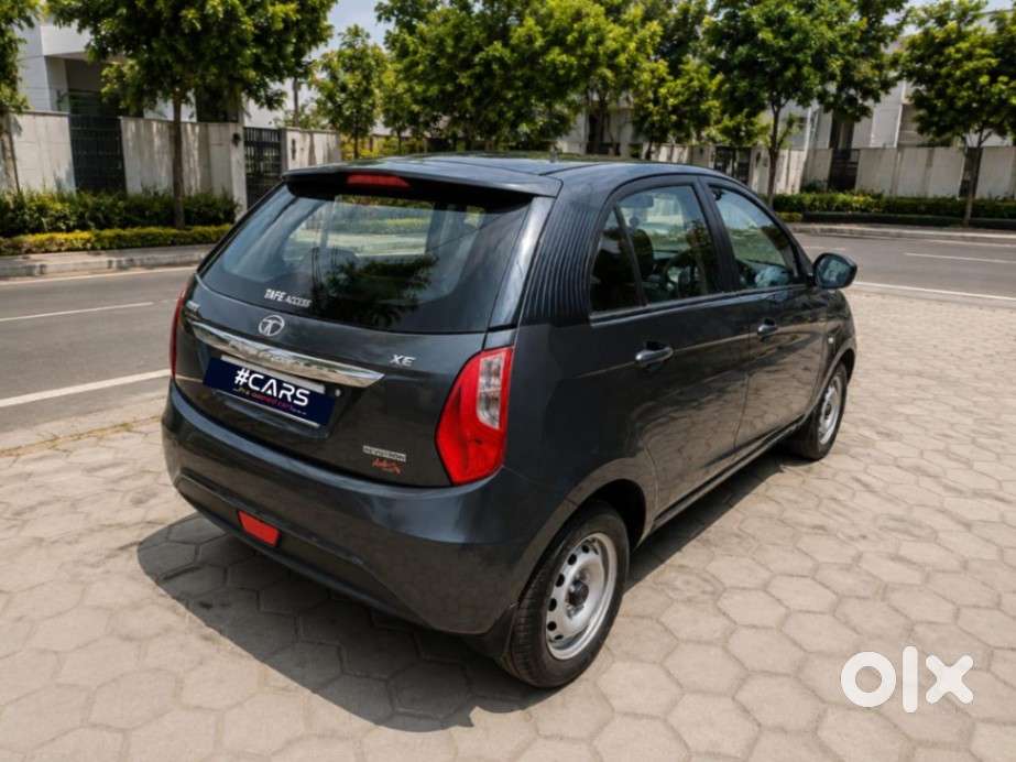 Tata Bolt Revotron Xe, 2016, Petrol