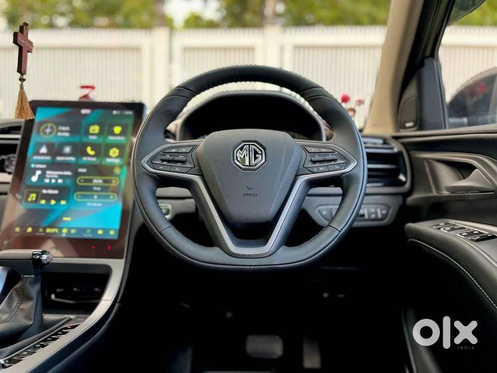 Mg Hector Sharp Pro 1.5 Turbo Cvt, 2025, Petrol