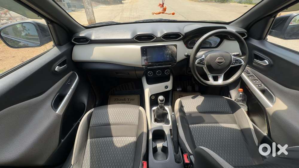 Nissan Magnite 1.0 Xv, 2022, Petrol