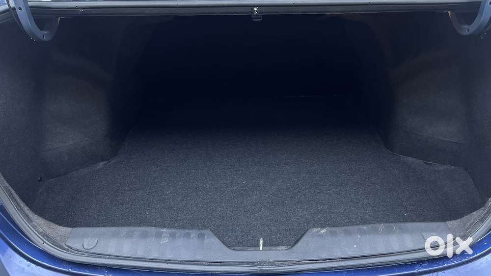 Maruti Suzuki Ciaz 1.5 Alpha Shvs Amt, 2019, Petrol