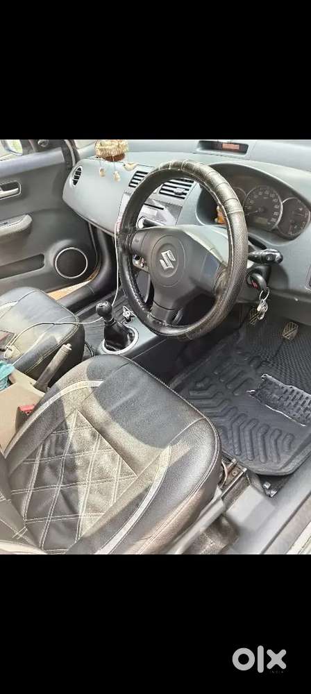 Maruti Suzuki Dzire 2011