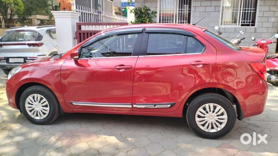 Maruti Suzuki Dzire Vxi Ags, 2021, Petrol