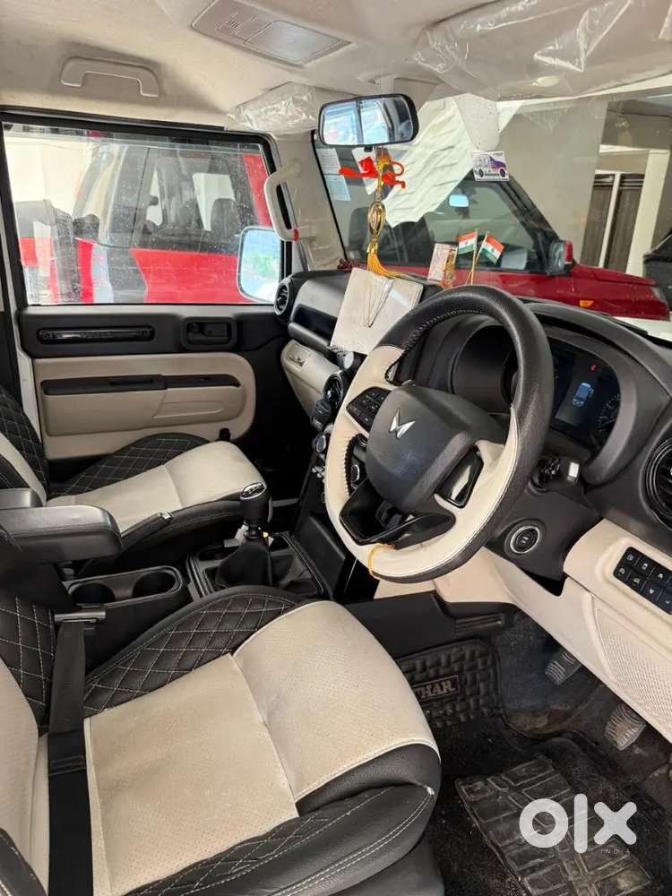 Mahindra Thar Roxx Petrol 2025