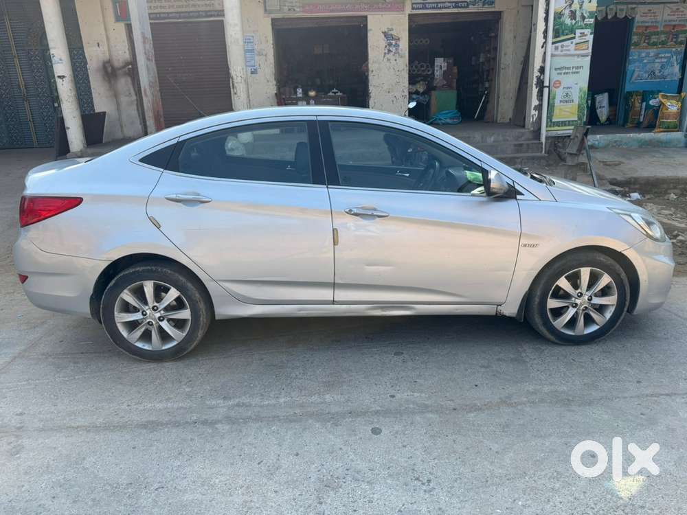 Hyundai Verna 2013 Manual