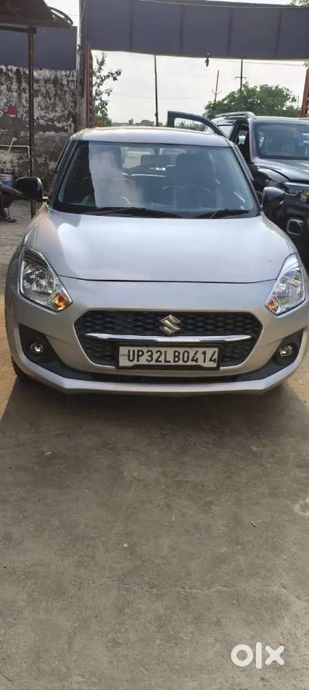 Injen Ke Pass Halki Si Lag Gyi Thi