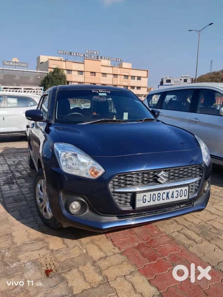 Maruti Suzuki Swift 2022 Petrol 41000km Driven
