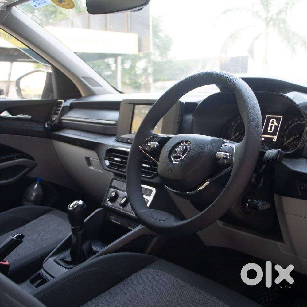 Skoda Kylaq Signature, 2026, Petrol