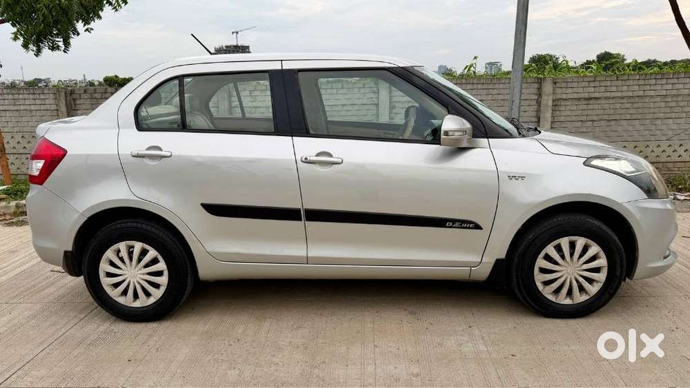 Maruti Suzuki Swift Dzire 1.2 Vxi Bsiv, 2015, Petrol