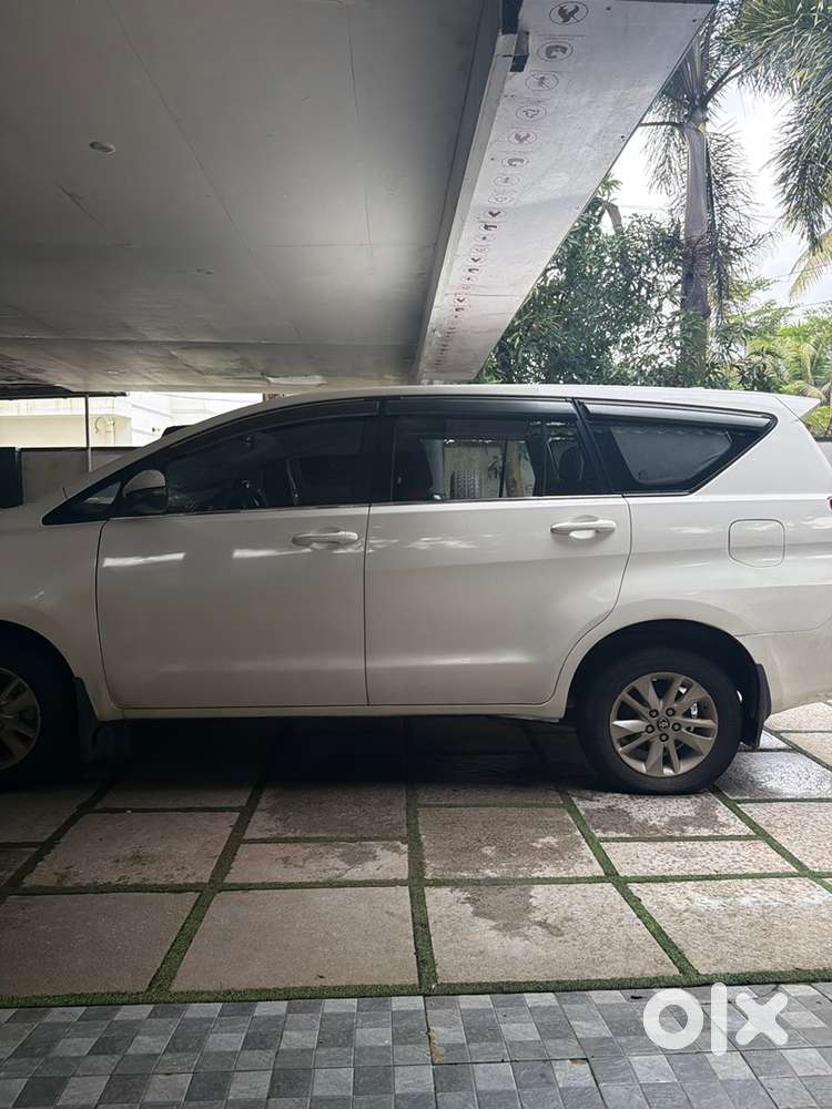 Toyota Innova Crysta 2018