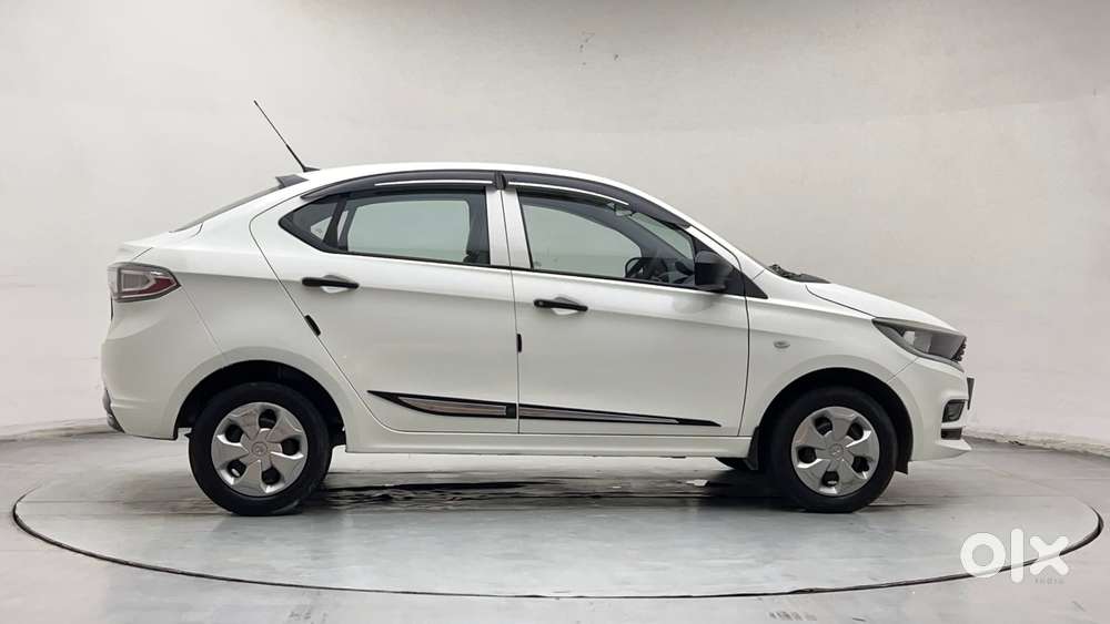 Tata Tigor Xm, 2023, Petrol